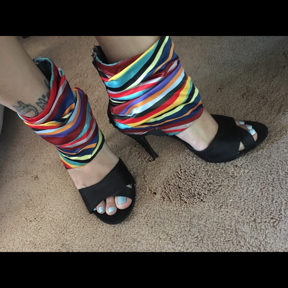 Colorful heels 👠 - Picture 6 of 7